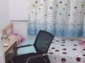 靠近地铁站新装修房子，现有主人房夫妻间单人间出租