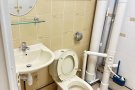 大巴窑高楼通风主人房或女床位