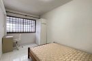 步行5分钟即可到达 Downtown East, 无中介费