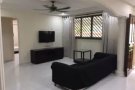 3+1 义顺大牌305 Yishun Central, 760305