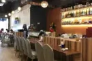 餐馆转让，多美歌附近，面向大路，人潮旺，经营时间方式自由