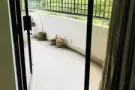 港湾附近泳池公寓带阳台卫生间 