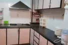 新房女搭房出租