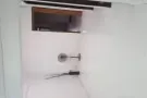 波纳威斯达地铁站附近有男 床位出租，走路五分钟到地铁站。