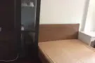 马林百列有大普通房和单人间出租，水电网冷气全包