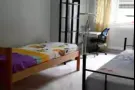 实龙岗 非常近地铁站 有单间出租 随时可以看房 非中介