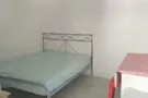 劳明达地铁双人床小房间出租，适合白领人士居住
