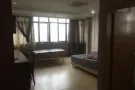景万岸公寓近MRT有超大主人房普通房夫妻房出租
