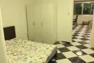四美出租主人房
