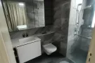 新屋，整套出租，三卧两卫，零距离万国地铁站。楼下就是购物商场，超市，食阁。