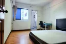 实龙岗步行3分钟地铁站，超好大主人房出租，8月底拎包入住！