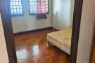 勿洛地铁站夫妻间