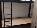 老文礼 ，有 男搭房 出租 一个床位 报服务业本屋住址 随时入住
